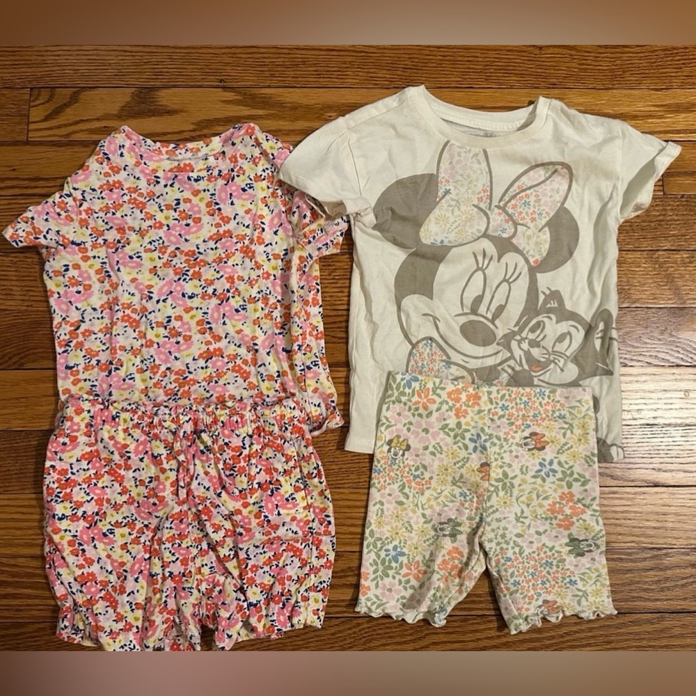 Lot of 2 Toddler Girls T-Shirt & Shorts Sets - Old Navy & Disney Minnie Mouse